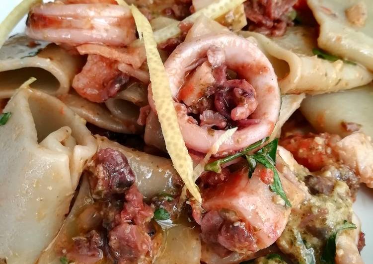 Calamarata al pistacchio