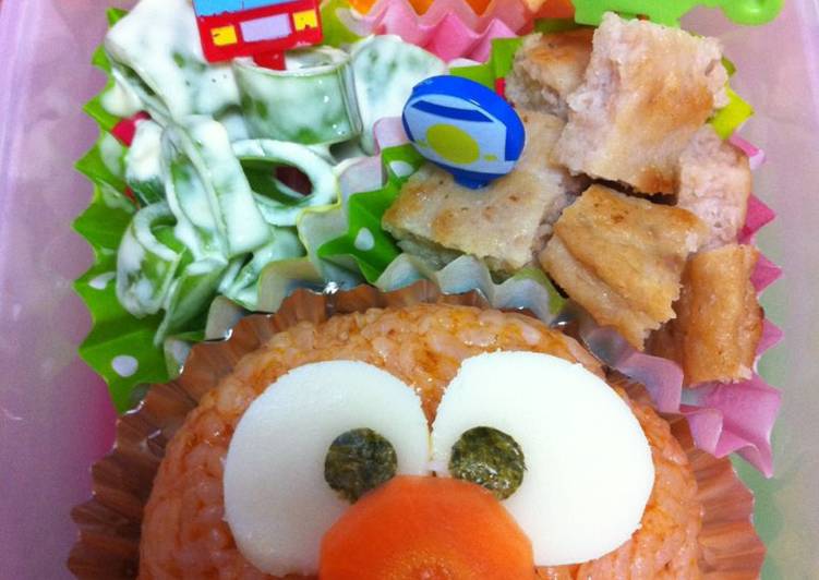 Cara Termudah Membuat Cute Elmo Lunch Box (Elmo Bento) Enak
