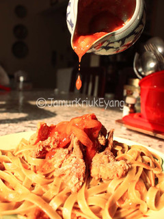 Foto resep Fettuccine Bolognese with Fried Mushy