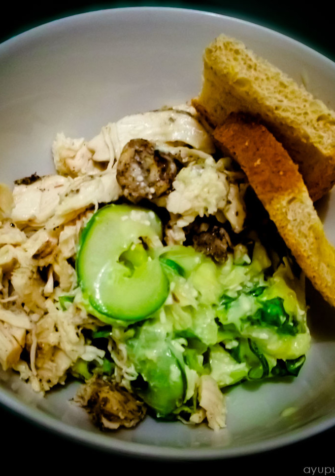 Foto resep Cucumber Salad with Chicken Fillet