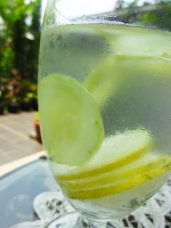Foto resep CUCUMBER LEMON WATER