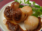 Scallop with Onion Glaze