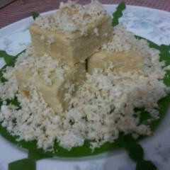 A picture of Getuk Keju.