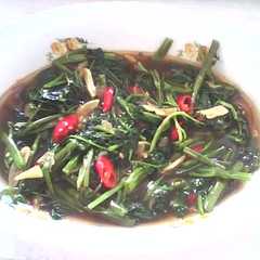 A picture of Tumis kangkung.