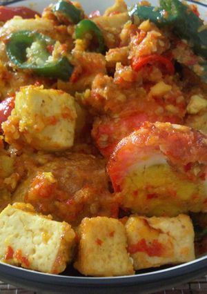 Foto resep Telur dan Tahu Goreng Balado
