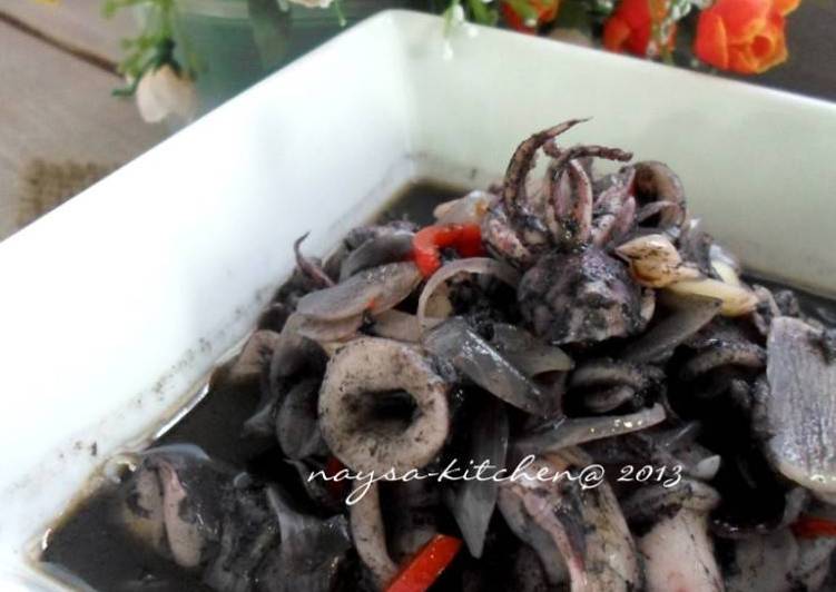 Resep Cumi Masak Hitam oleh Farida Yunus - Cookpad