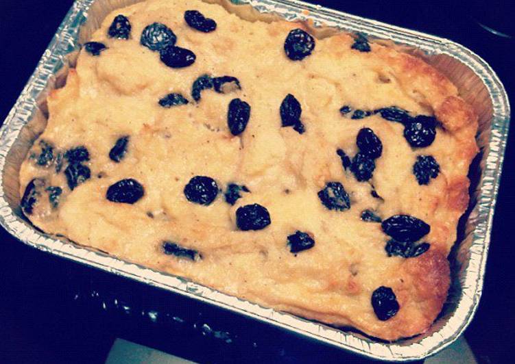 Resep Puding Roti Panggang oleh Raydita P - Cookpad