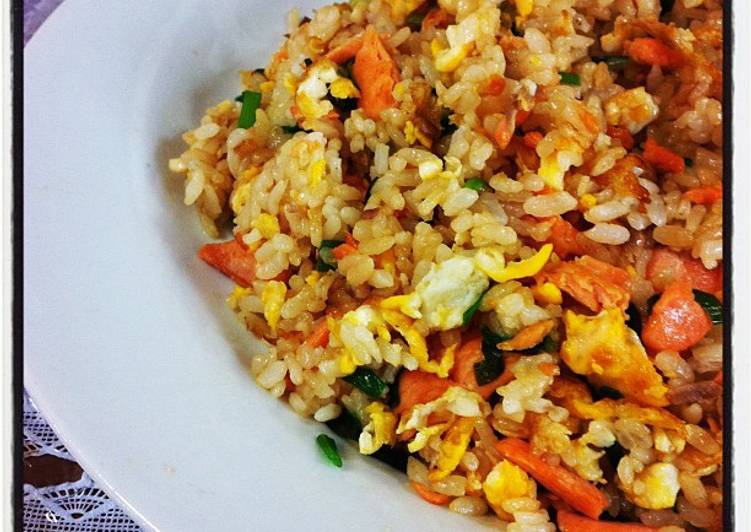  Resep  Nasi  Goreng  Salmon oleh Melia Cookpad