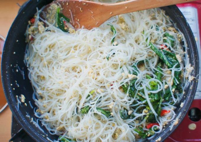 Resep Bihun Goreng Dengan Sawi Hijau Oleh Clement Cookpad