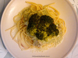 Pasta with creamy broccoli sauce