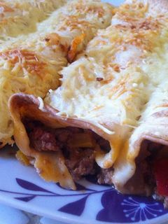 Foto resep Cheesy Beef Burritos