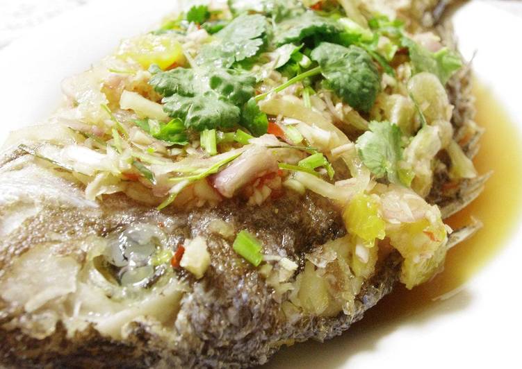 Ikan Goreng Saus Rempah (Thai)