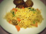 Bihun goreng penuh warna
