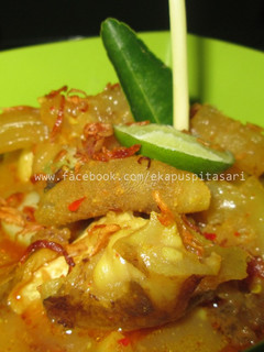 Foto resep Lontong Kikil Surabaya