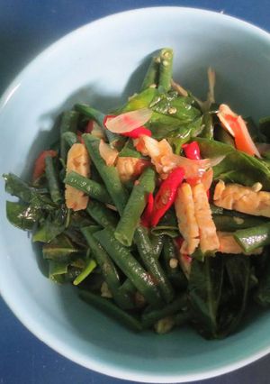 Foto resep Tumis Kacang Panjang Daun Melinjo