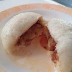 A picture of Bapao Ayam Mini.