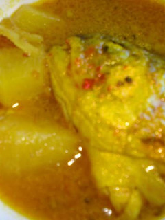 Foto resep Gulai Asam Pedas Kepala Ikan dan Nenas (Khas Pontianak)