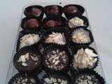 Bola bola cracker coklat
