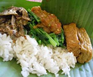 Resep mudah Sego Tempong Gurih Mantul