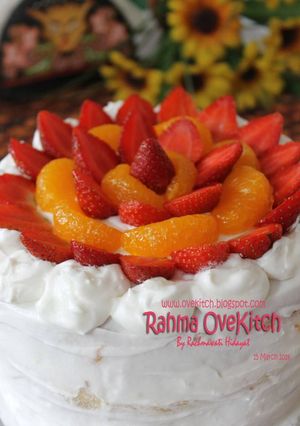 Foto resep Vanilla Fruit Cake (Orange & Strawberry)