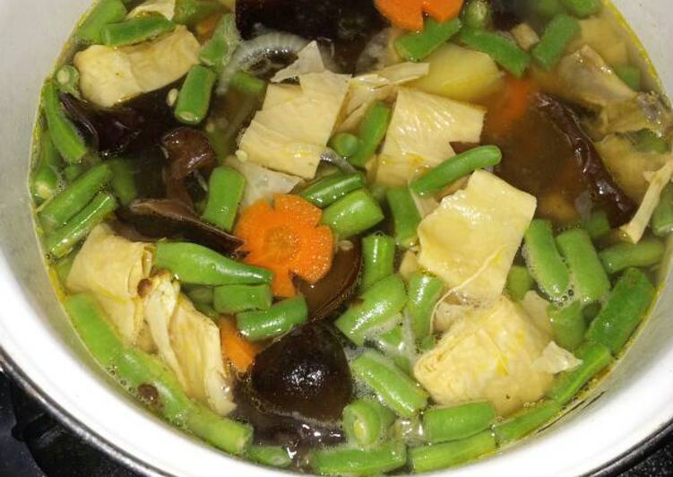 Resep sop vegetarian yang nikmat