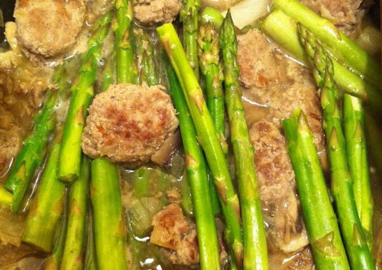 Sup Asparagus Bola-Bola Daging