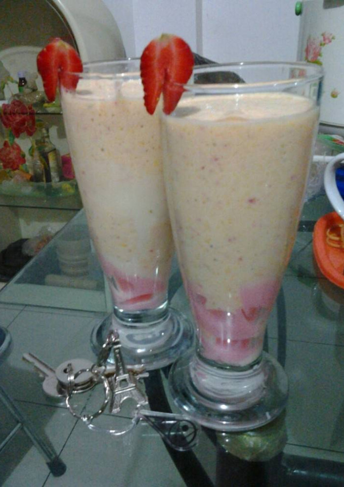 Foto resep Strawberry Oatmeal Smoothies w/ Pudding