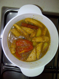 Foto resep Semur Ayam,Kentang dan Tahu