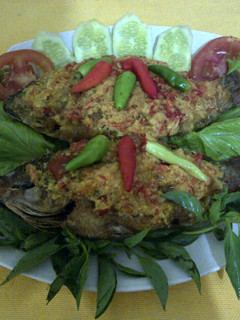 Foto resep Ikan Mujair Bumbu Habang (Bumbu Rujak)