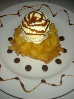 Foto resep Fried Pineapple with Palm Sugar Syrup and Ice Cream