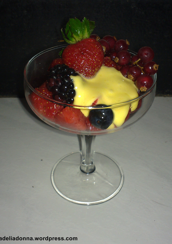 Foto resep Fresh Forest Berries with Sabayon/ Zabaglione