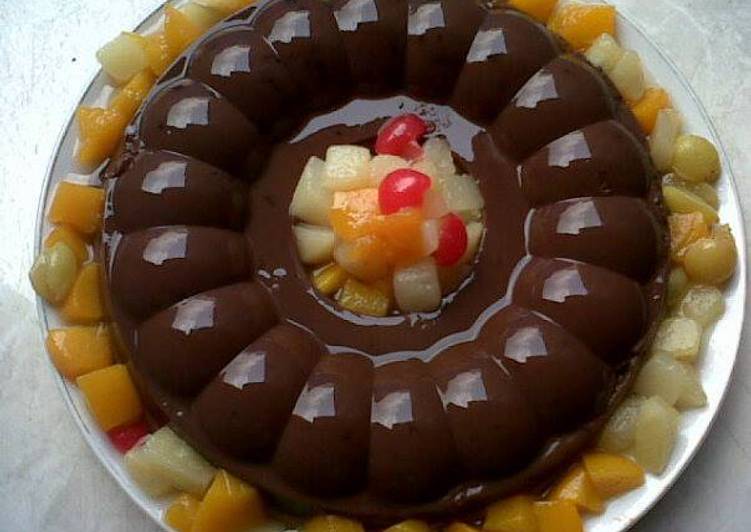 coklat puding with coctail mix fruit