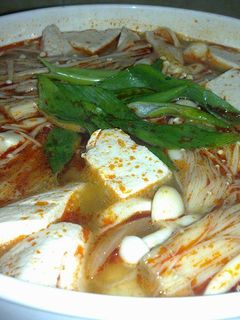 Foto resep Sup Enoki tahu pasta kimci soup