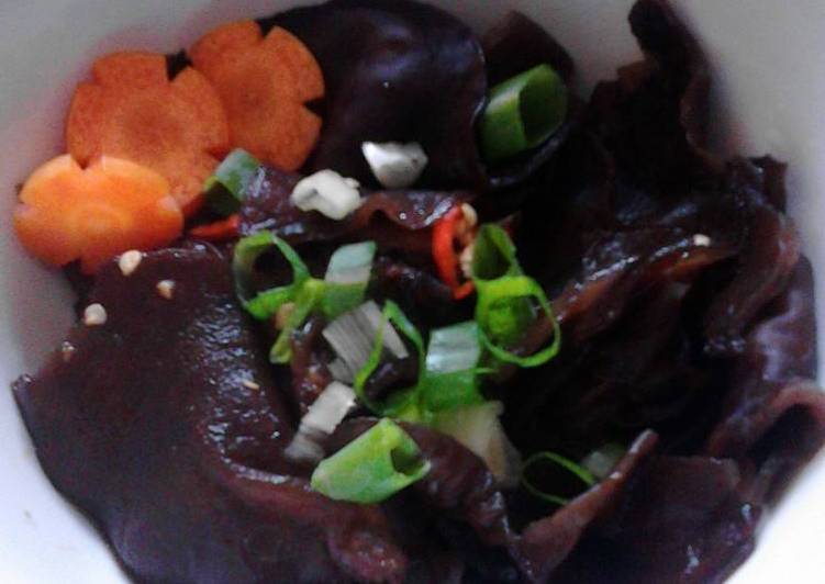 Black Fungus Salad (Salad Jamur Kuping)