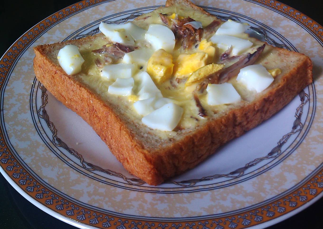 Roti Telur Ayam Keju