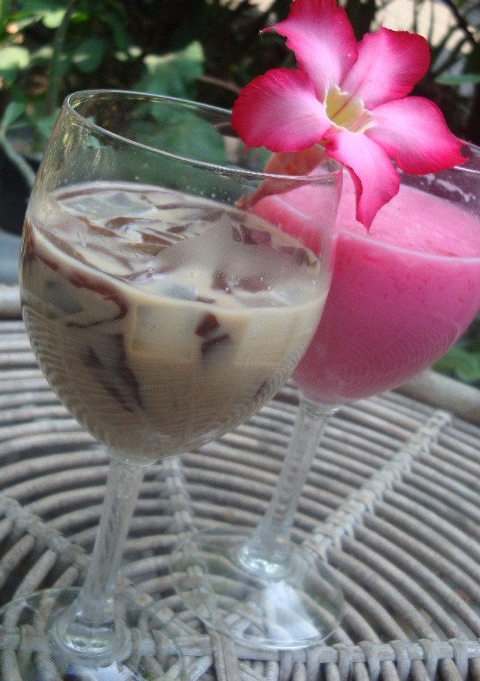 Foto resep ES SO'WOW...