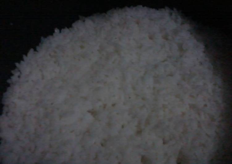 Cara Menyiapkan Nasi Putih Bikin Ngiler