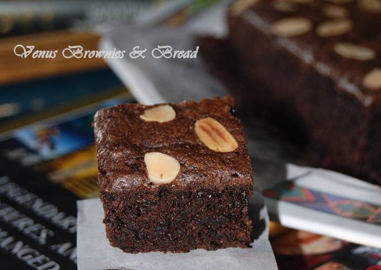 Langkah Mudah untuk Menyiapkan Brownies Mocaf Panggang, Enak