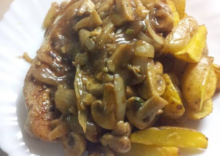 Langkah Mudah untuk Membuat Turkey Steak Served with Potato Wedges and Black pepper mushroom sauce, Lezat