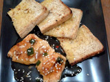 Grilled Chicken with Sweet Spicy Sauce 'N Wholemeal Garlic Bread