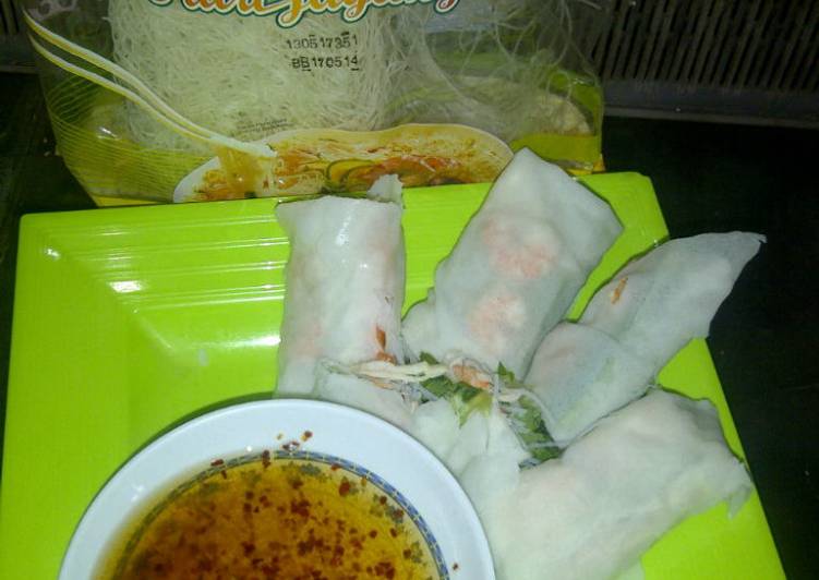 Bagaimana Menyiapkan Saigon Salad Rolls (Lumpia Vietnam) with Bihun Superior, Sempurna
