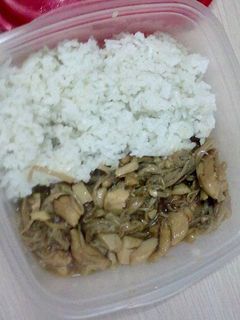 Foto resep Nasi Ayam Jamur Enoki Saos Teriyaki