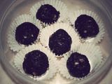 bola coklat tralala
