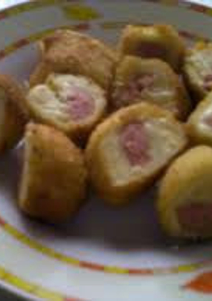 Foto resep Roti Gulung isi sossiis dan kejju..ennak dan praktiis.:)