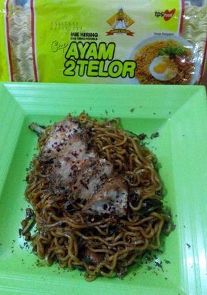 Foto resep Mie Goreng Ayam Minyak Wijen