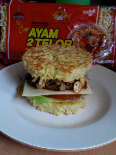 Foto resep Beef Burger Noodle-Bun