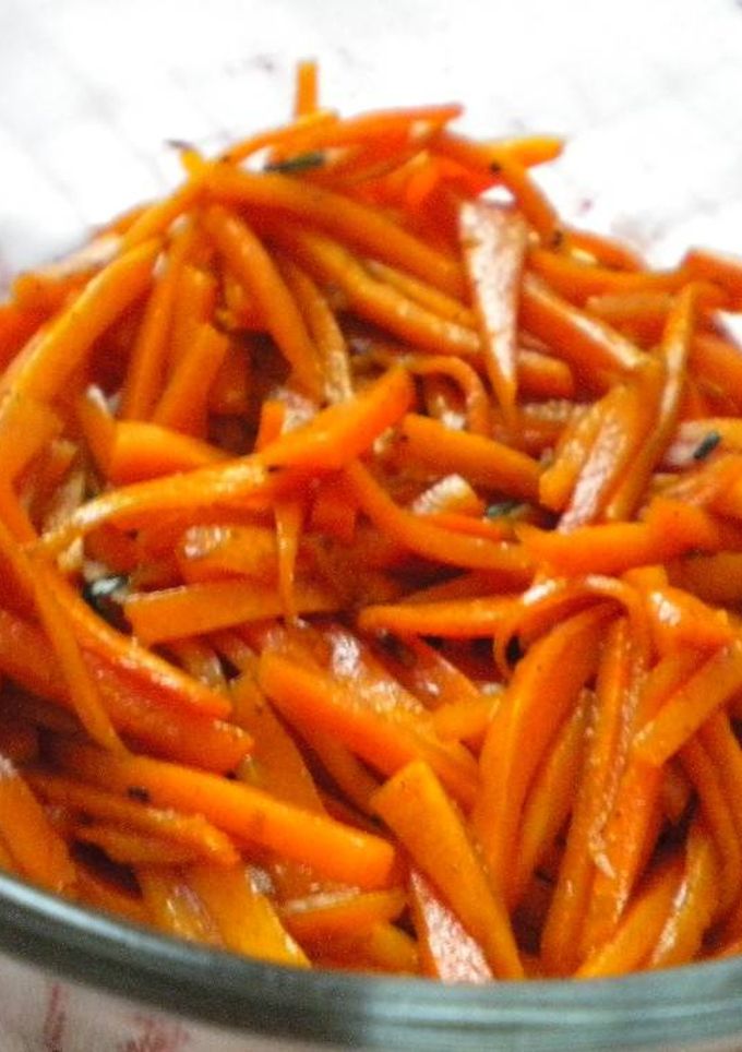 Foto resep Danggeun Namul (Seasoned Carrots)