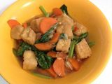 Sayur sawi wortel dan tahu