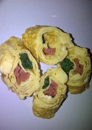 Foto resep KOREAN OMELET DENGAN DAGING ASAP, KEJU DAN BAYAM