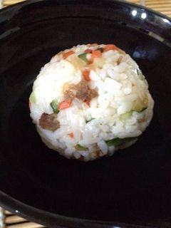 Foto resep Nasi Bulat Daging (SoGoGi JuMeokBap)